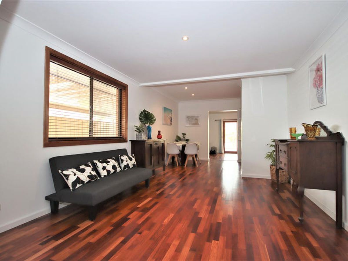 98 Clemenceau Crescent, Tanilba Bay, Tanilba Bay - Thumbnail 3