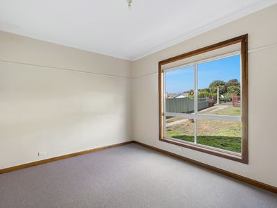 28 Chisholm Crescent, Seymour