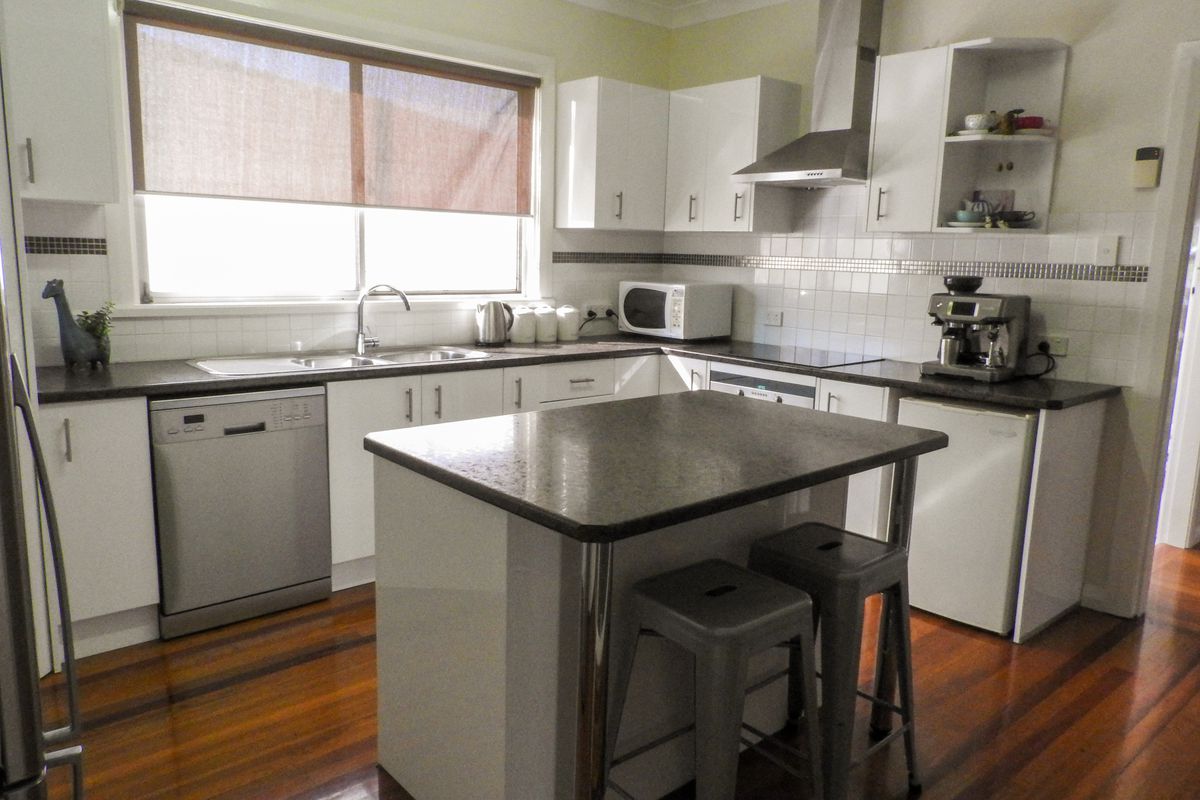 3 FRANCES LANE, Taree