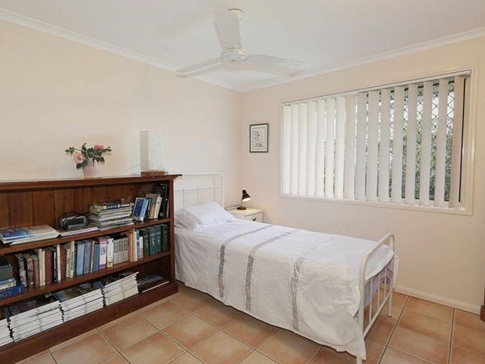 27 Coral Sea Dr, Woodgate