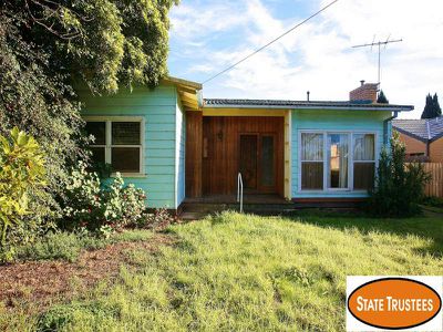 2 Scotsburn Grove, Werribee
