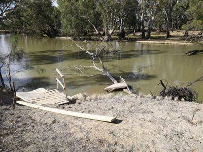 6511 Swan Hill Road, Moulamein