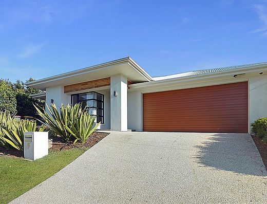 Former display home - Ridges estate image 1