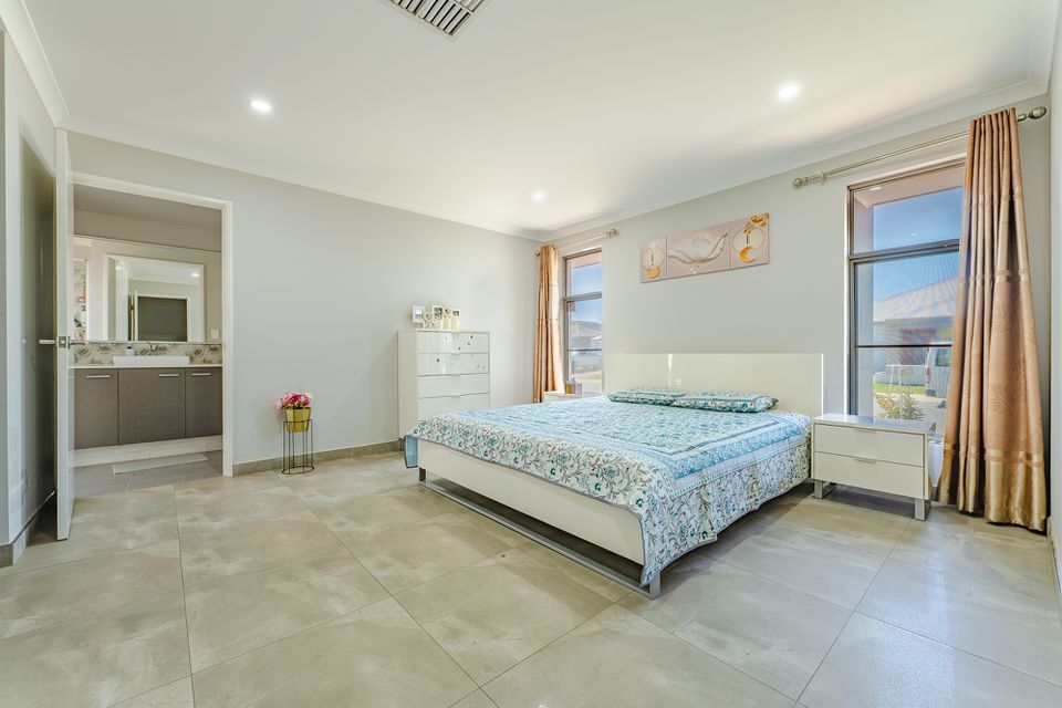 52 Bucker Street, Whitby