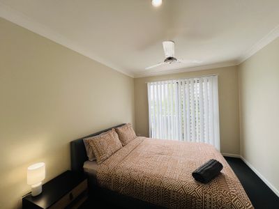2 / 10 Menzies Court, Moranbah