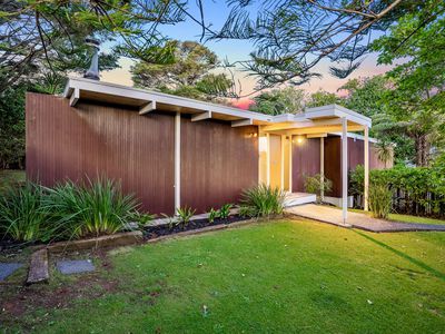 55 Hillcrest Avenue, Hillcrest