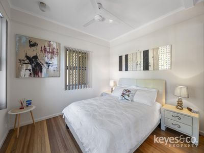 36 Purves Street, Mysterton