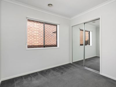 12 Adelong Street, Werribee