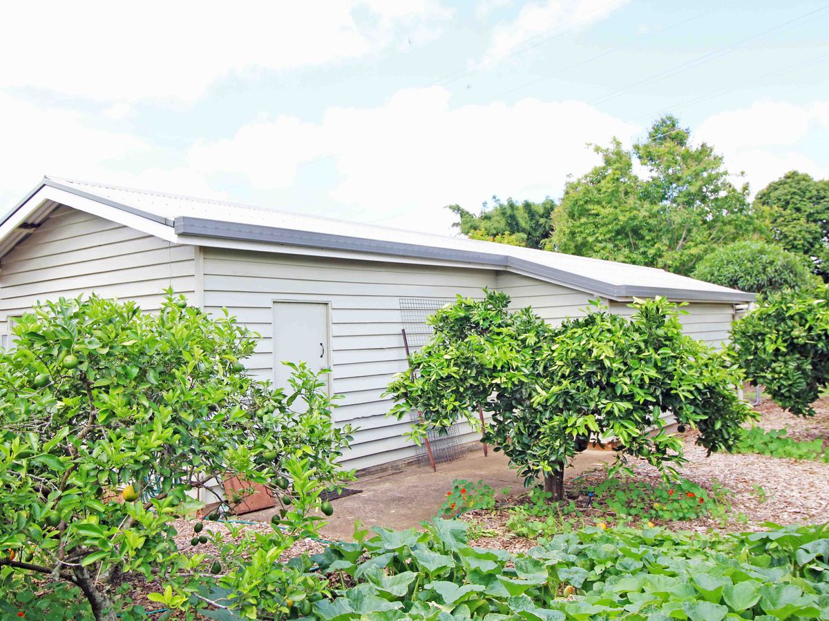 27 LODER STREET, Atherton