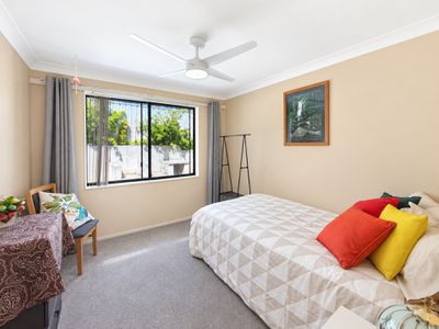 40 Binalong Street, Dalmeny