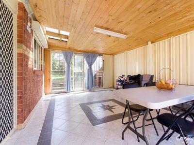4 Burlington Chase, Hampton Park