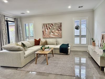 7 Honeycomb Avenue, Manor Lakes