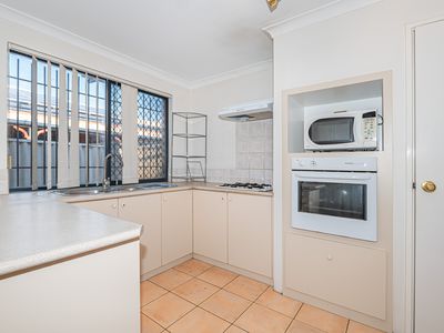 3 / 13 Gochean Avenue, Bentley