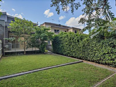 6a Yates Avenue, Dundas Valley
