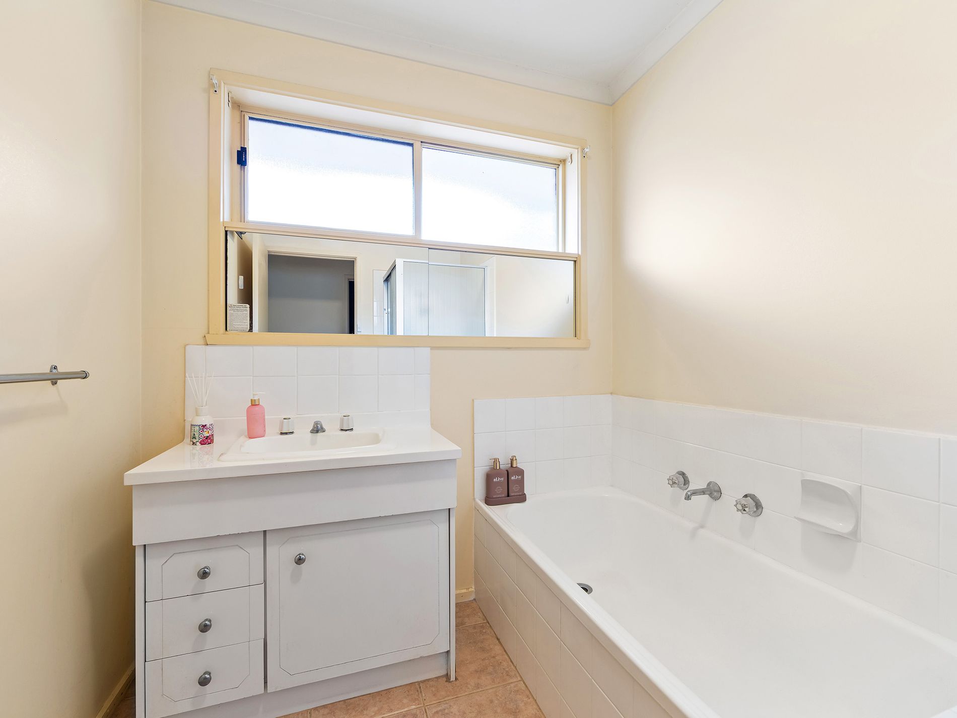 1 / 53 Fulham Road, Alphington