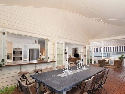 100 Hawken Drive, St Lucia