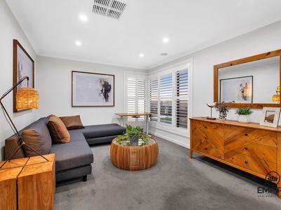 9 Merribrook Boulevard, Clyde