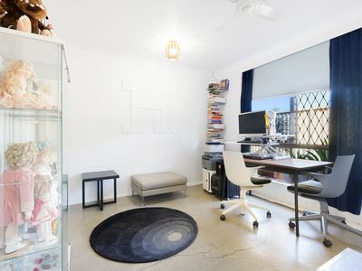 1 / 239 Stanhill Drive, Surfers Paradise