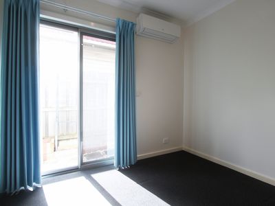 1 / 28 Compton Street, Reservoir