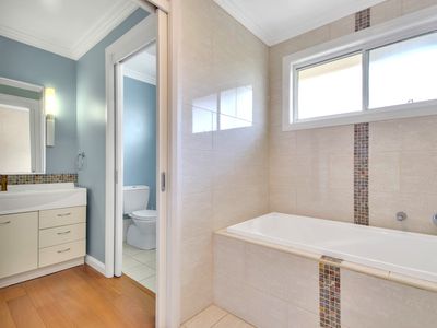 7 Lonsdale Parade, Dalmeny