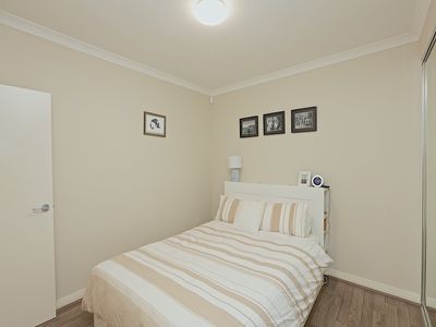 4/7 Mahlberg Avenue, Woodlands