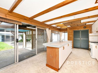 253 West Botany Street, Banksia