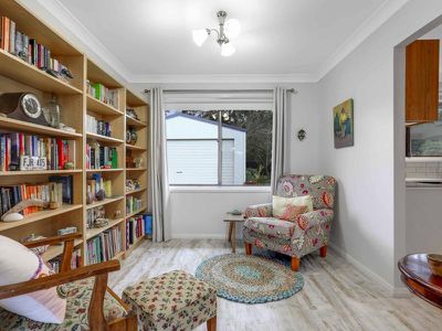 20 Dolphin Avenue, Hawks Nest