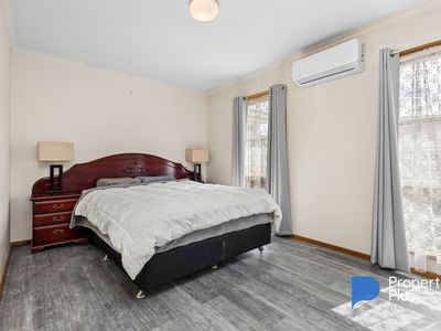 54 HAPPY VALLEY ROAD, Ironbark
