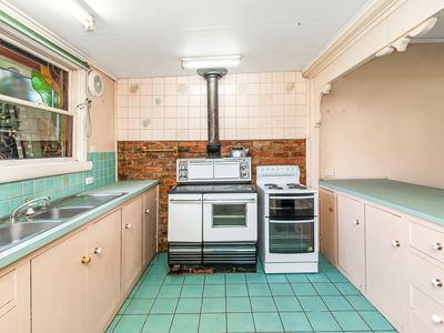 26 Craven Crescent, Heathcote