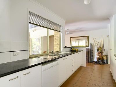 89 Outlook Dr, Tewantin
