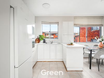 24 / 21-27 Meadow Crescent, Meadowbank