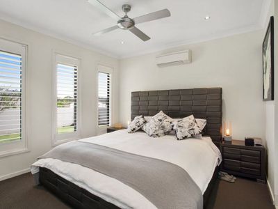 24 Lindfield Circuit, Noosaville