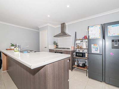 5 Podger Way, Brookdale