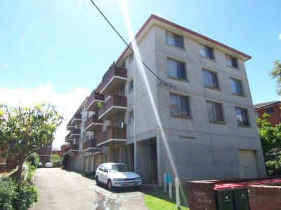 12 / 3-5 Meadow Crescent, Meadowbank