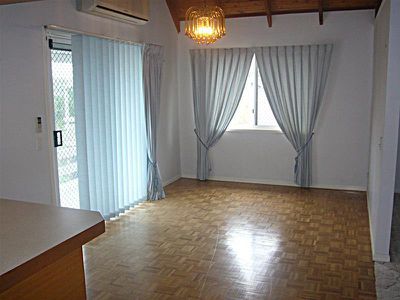 2 / 5 Further Street, Rochedale South