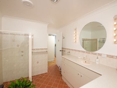 13 Green Point Drive, Green Point