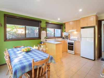 34 Lakeside Drive, Kianga