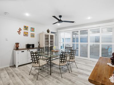 166 / 2 Saliena Avenue, Lake Munmorah