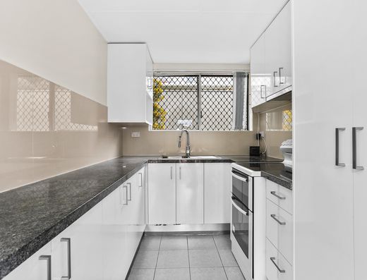 9 / 6-8 Addlestone Road, Merrylands