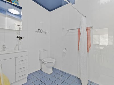 36 Alma Avenue, Fishermans Paradise