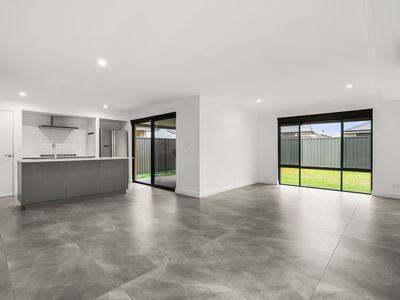 25 Wallarah Cct, Baldivis