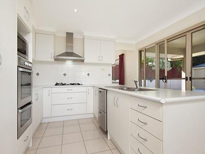 4 Ranic Street, Rochedale South