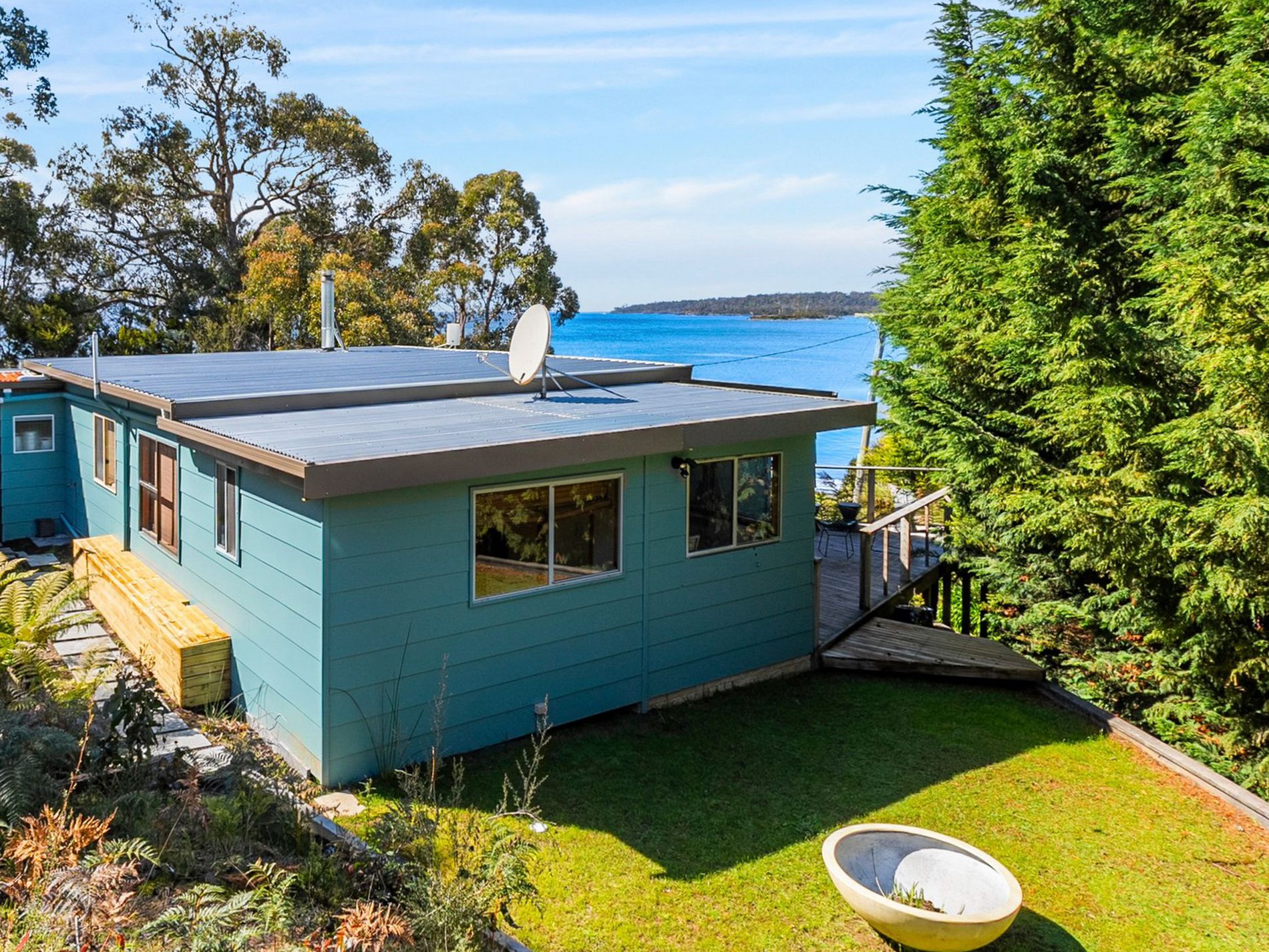 118 Kingfish Beach Road, Southport