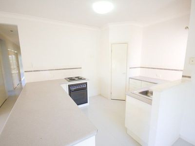 8 Barrier Place, Forest Lake