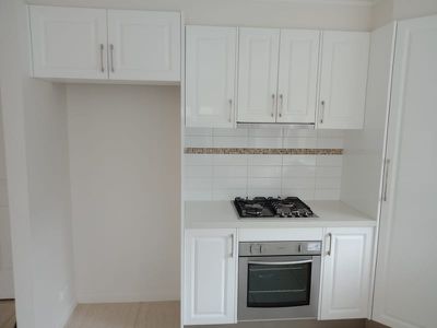 7 Merger Court, Lara