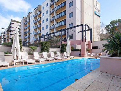 28 / 110 Mounts Bay Road, Perth