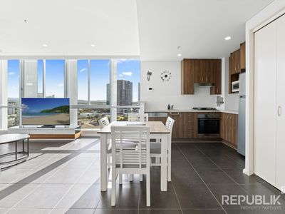 1803 / 1 Como Crescent, Southport