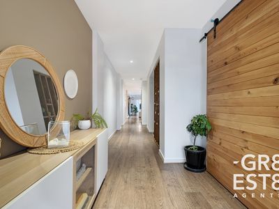 24 Zeus Avenue, Cranbourne West