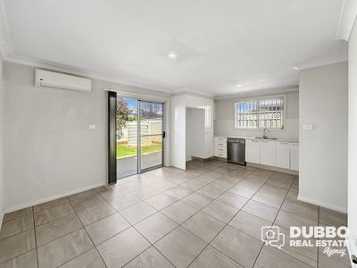 62a Champagne Drive, Dubbo