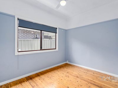 1 / 215 Carpenter Street, St Marys